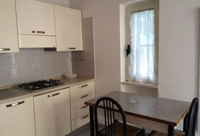 בית מלון כפרי Villaggio Piano Grande