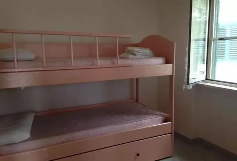 בית מלון כפרי Villaggio Piano Grande