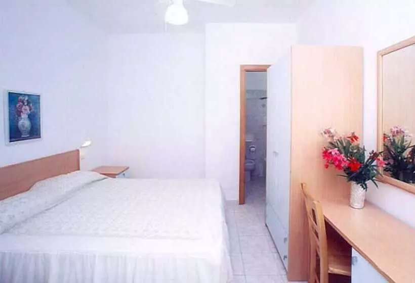 בית מלון כפרי Villaggio Piano Grande