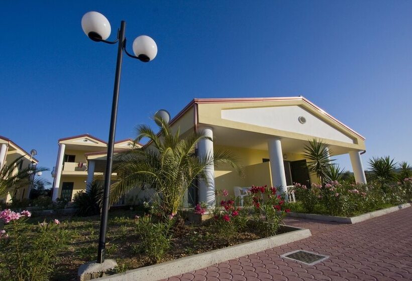 فندق Villaggio Piano Grande