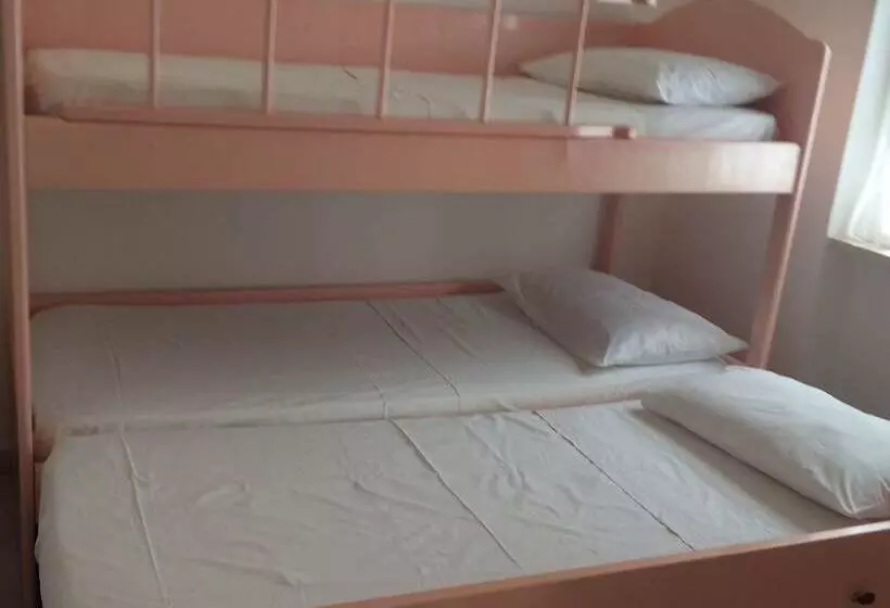 בית מלון כפרי Villaggio Piano Grande