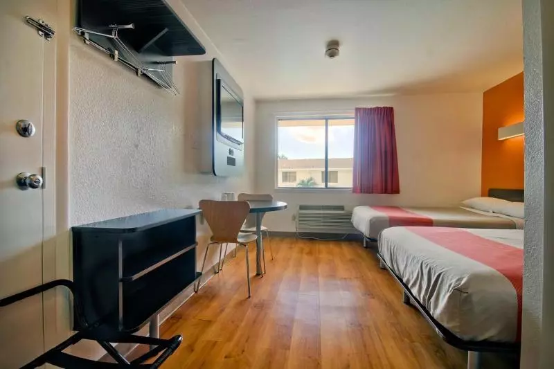 Motel 6 Fort Lauderdale, Fl