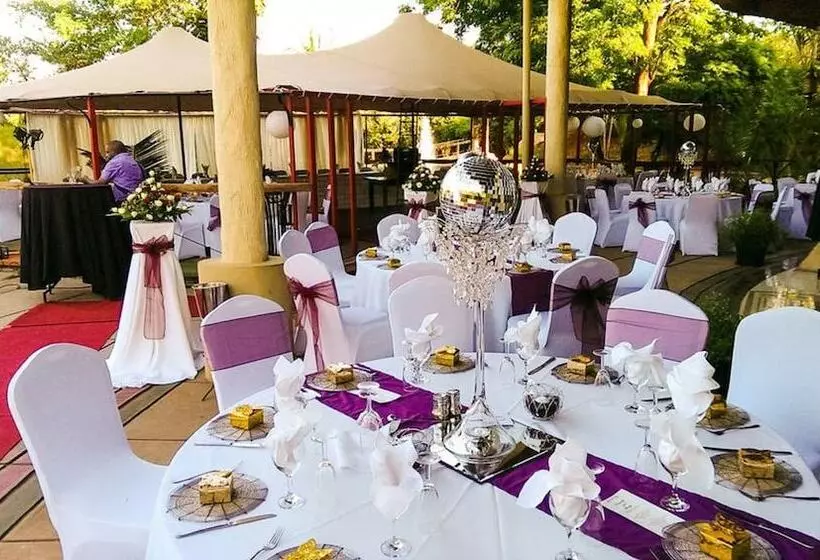 استراحتگاه Kaazmein Lodge