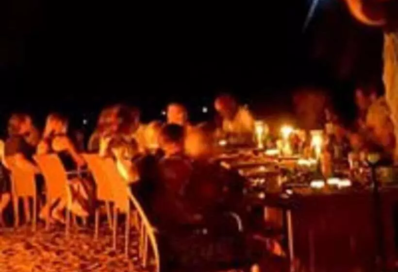 استراحتگاه Kaazmein Lodge