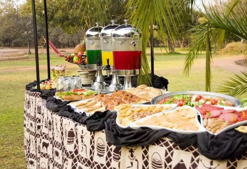 استراحتگاه Kaazmein Lodge