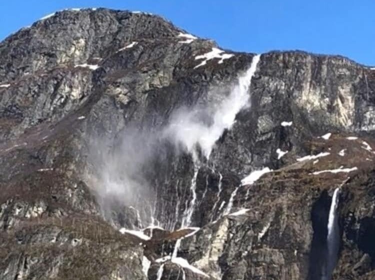 منتجع Gudvangen Camping