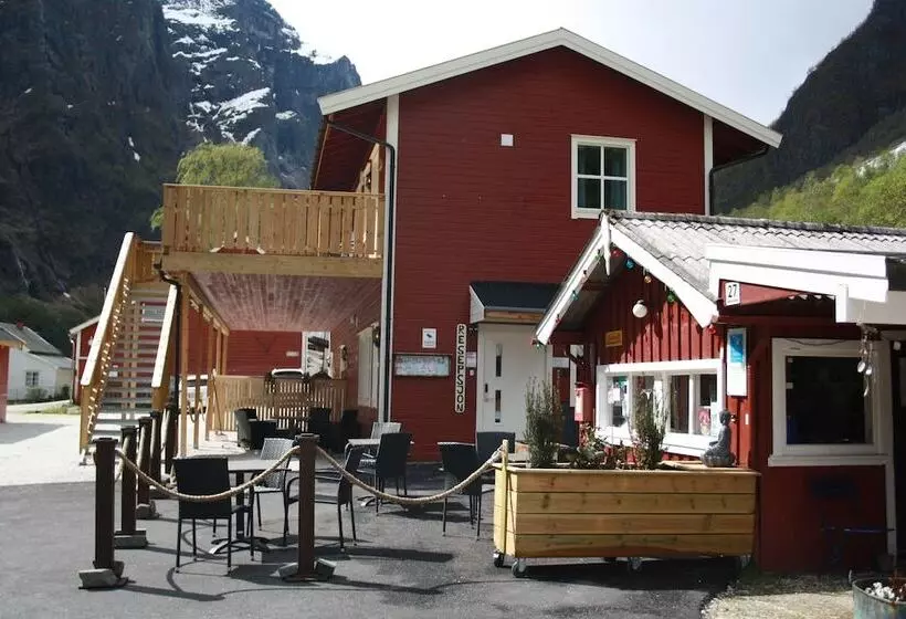 リゾートホテル Gudvangen Camping