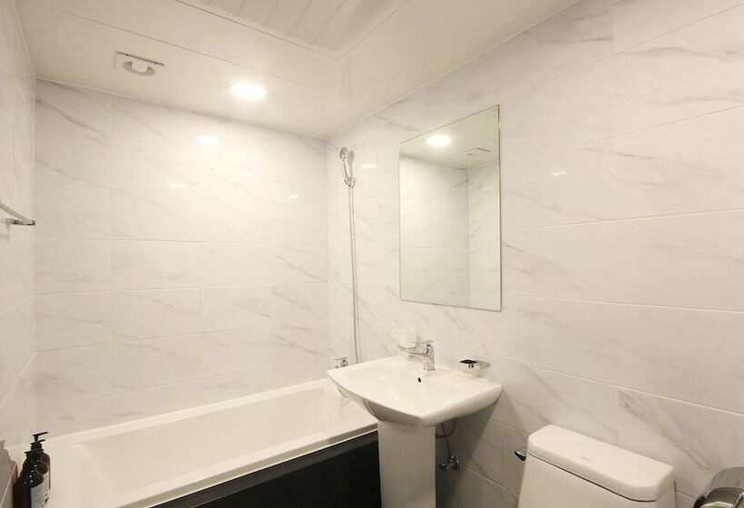 فندق Busan Yeonsandong Ellui