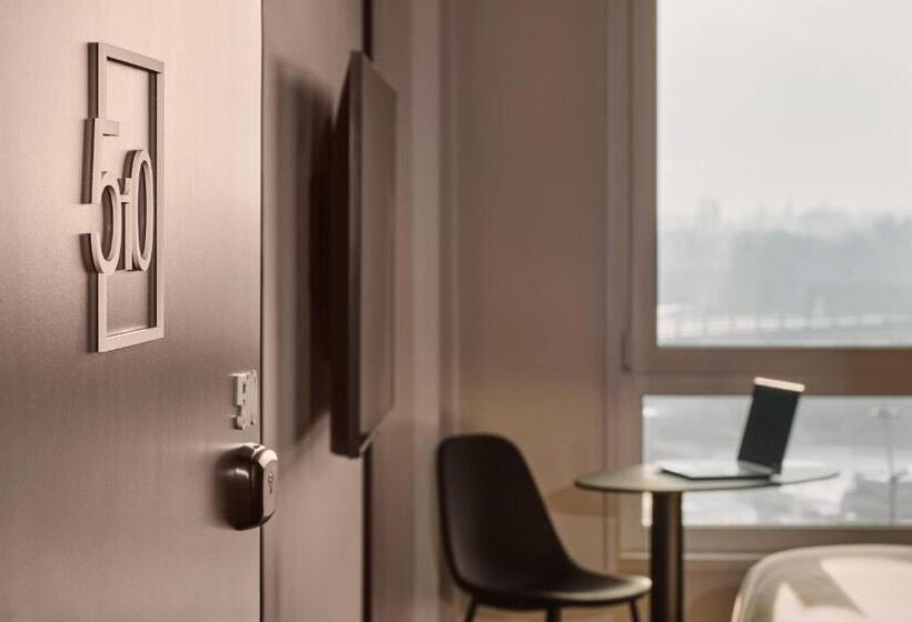 هتل Ibis Bethune Centre Gare