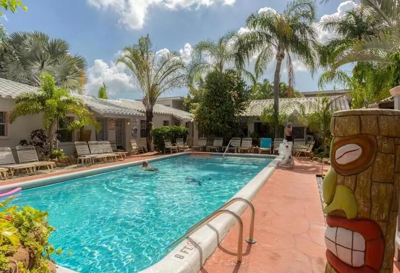 Richard's Motel Studios