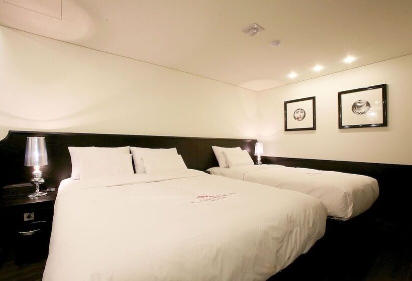 مُتل Sincheon Lavieen