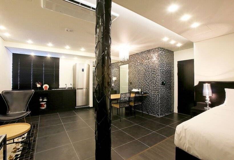 مُتل Sincheon Lavieen