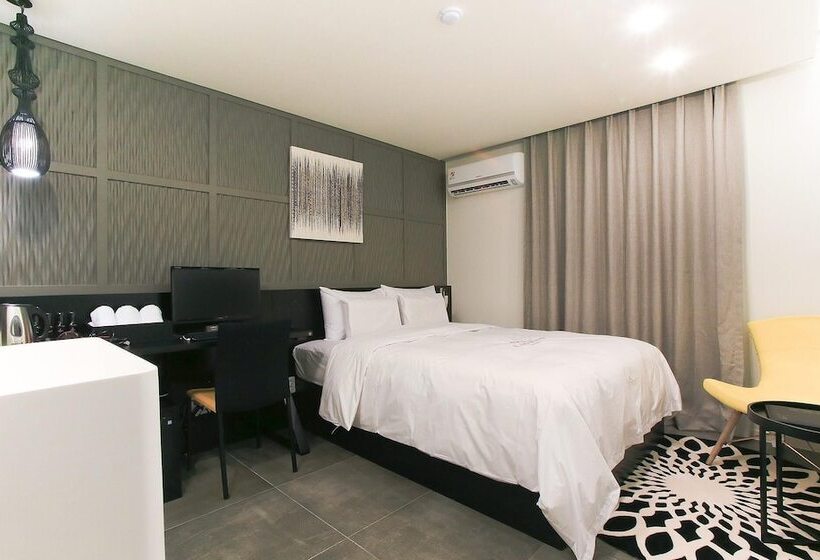 مُتل Sincheon Lavieen