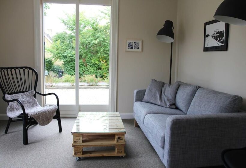 مبيت وإفطار Stevns Klint Strandpension