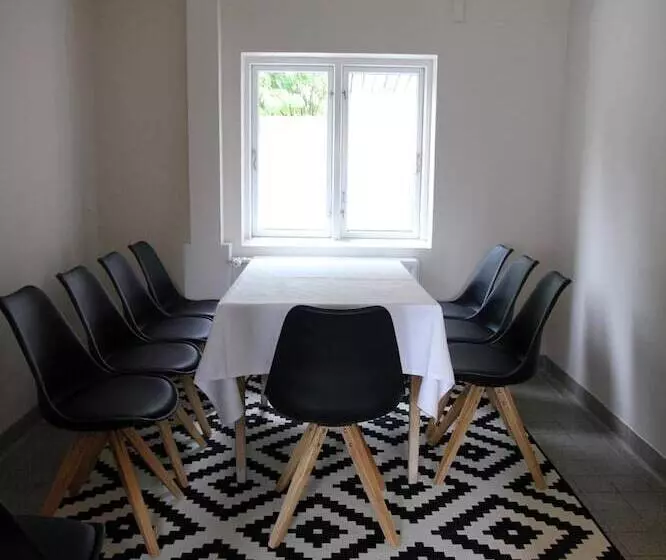 Aamiaismajoitus (B&B) Stevns Klint Strandpension