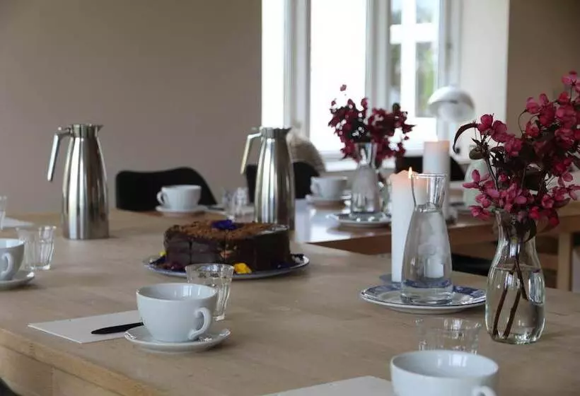 Aamiaismajoitus (B&B) Stevns Klint Strandpension