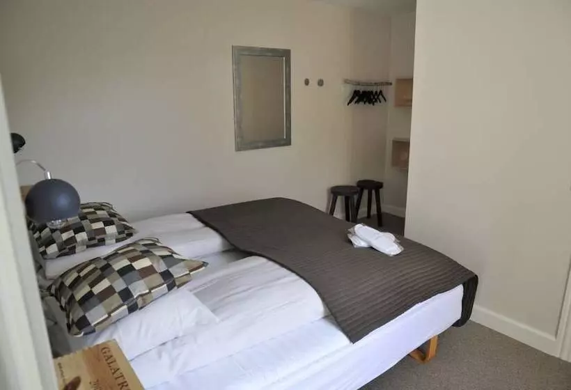 Aamiaismajoitus (B&B) Stevns Klint Strandpension