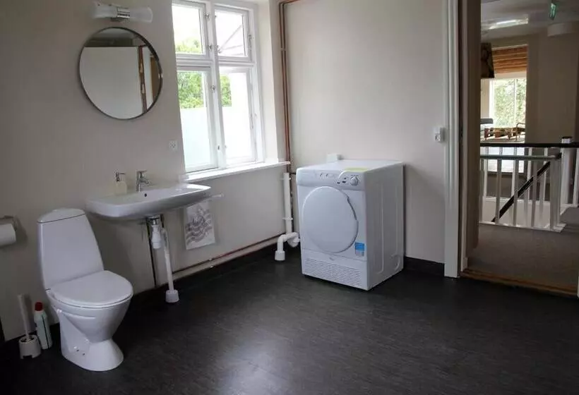 Aamiaismajoitus (B&B) Stevns Klint Strandpension