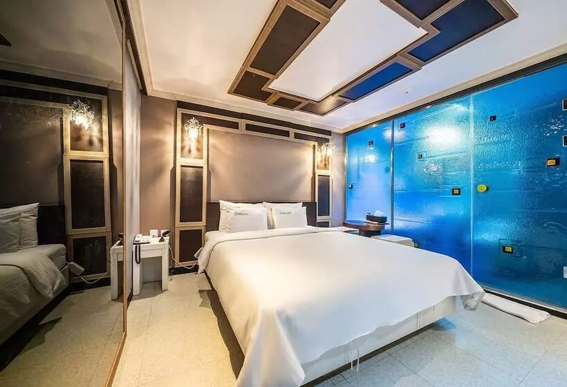 مُتل Wolgot Galaxy
