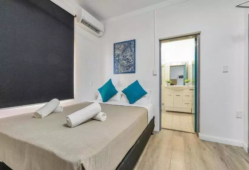 モーテル Capitanos