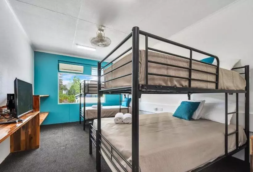 モーテル Capitanos