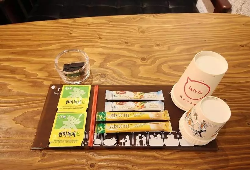 Motelli Changwon Sangnamdong Yaja