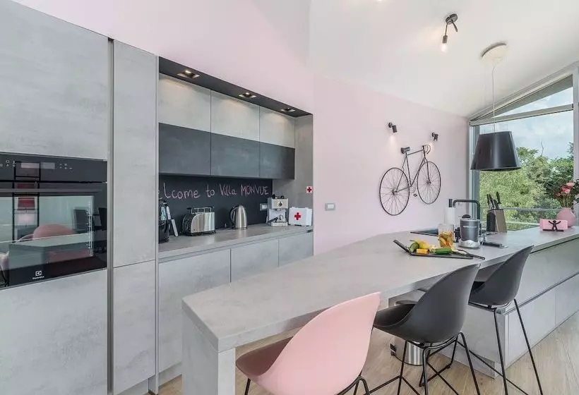 Beautiful And Modern Villa With Pool For 9 People Near Motovun
