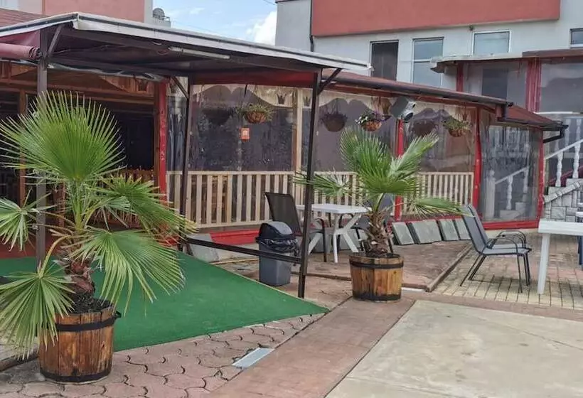 Hotelli Atm Modeva Chernomorets