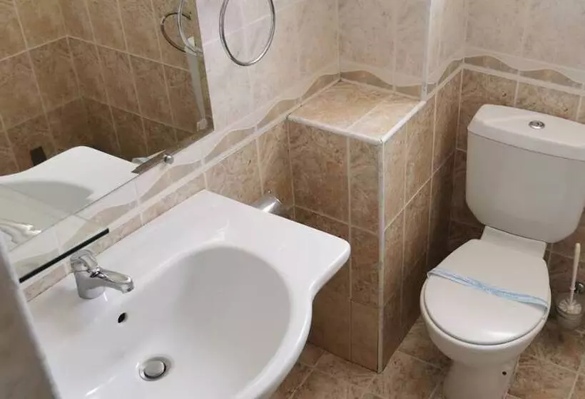 Hotelli Atm Modeva Chernomorets