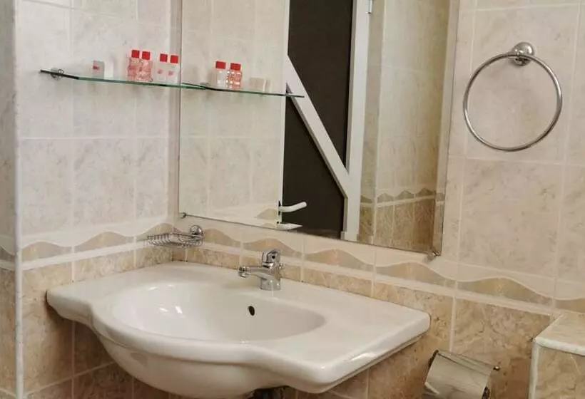 Hotelli Atm Modeva Chernomorets