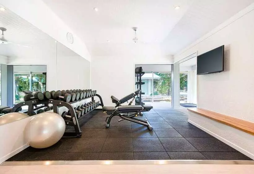 هتل Doubletree By Hilton Noumea Ilot Maitre Resort