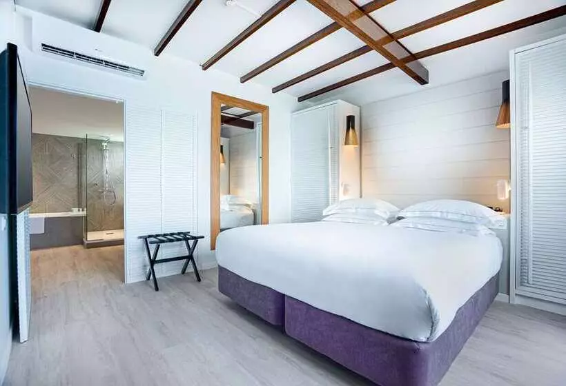 هتل Doubletree By Hilton Noumea Ilot Maitre Resort