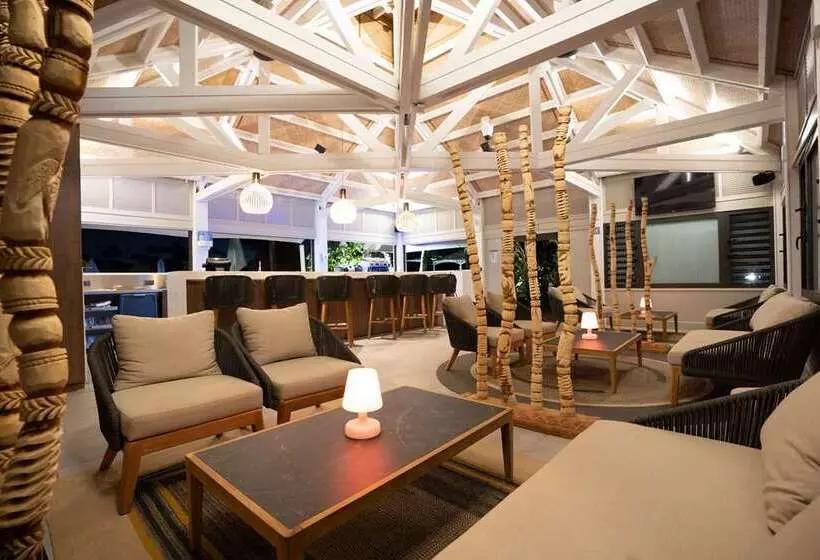 هتل Doubletree By Hilton Noumea Ilot Maitre Resort