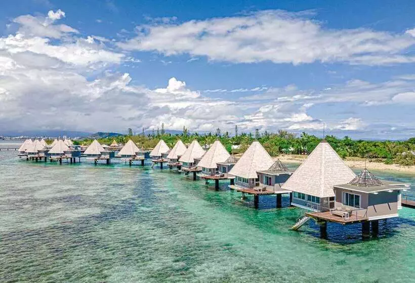 هتل Doubletree By Hilton Noumea Ilot Maitre Resort