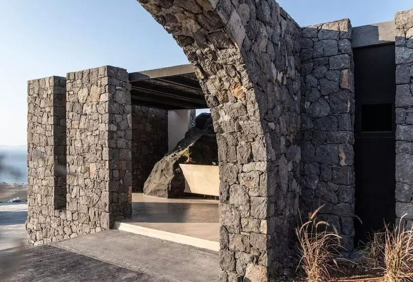هتل Nimbus Santorini