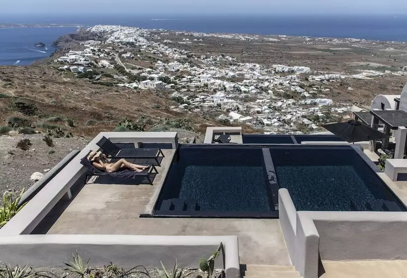 هتل Nimbus Santorini