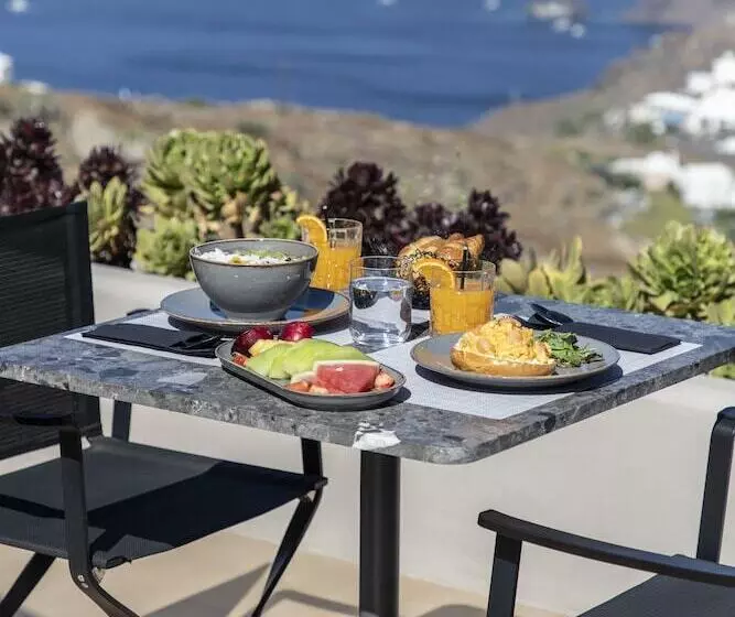 هتل Nimbus Santorini