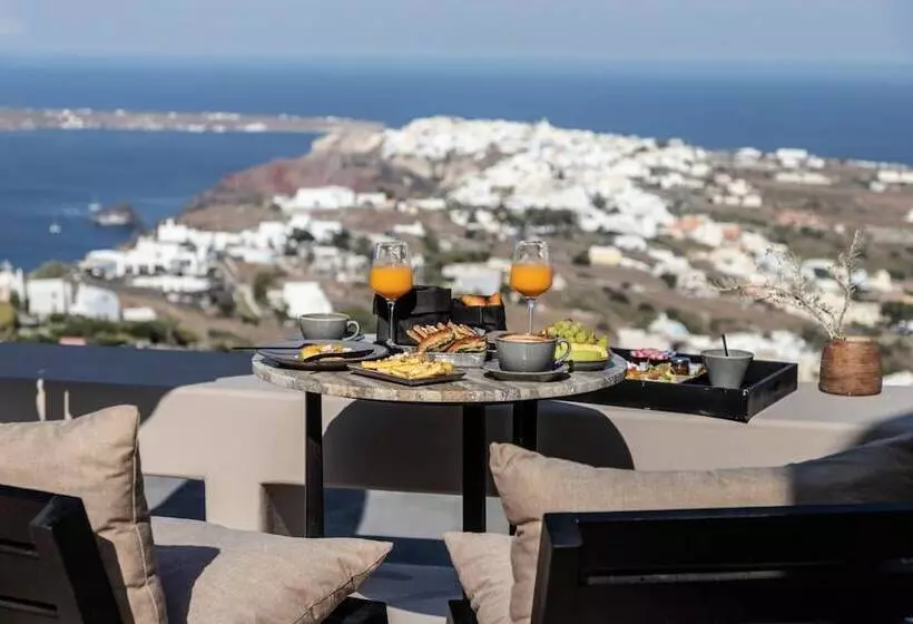 هتل Nimbus Santorini