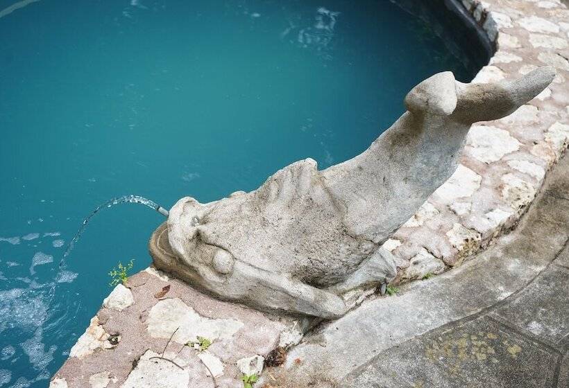 هتل Pulse Suites At Villa Ronai