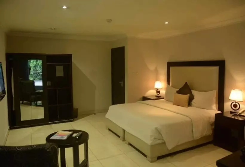 K Suite Hotels