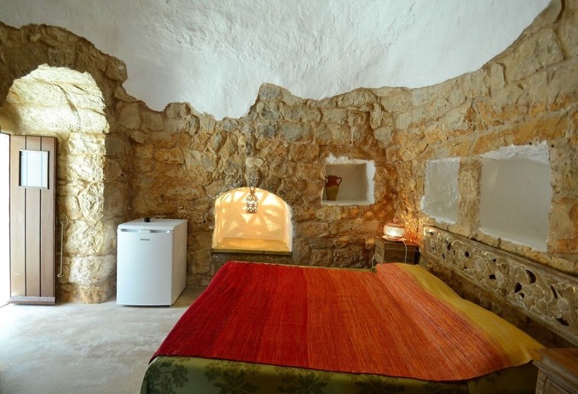 Lovely Cottage In Marina Di Mancaversa Near Sea