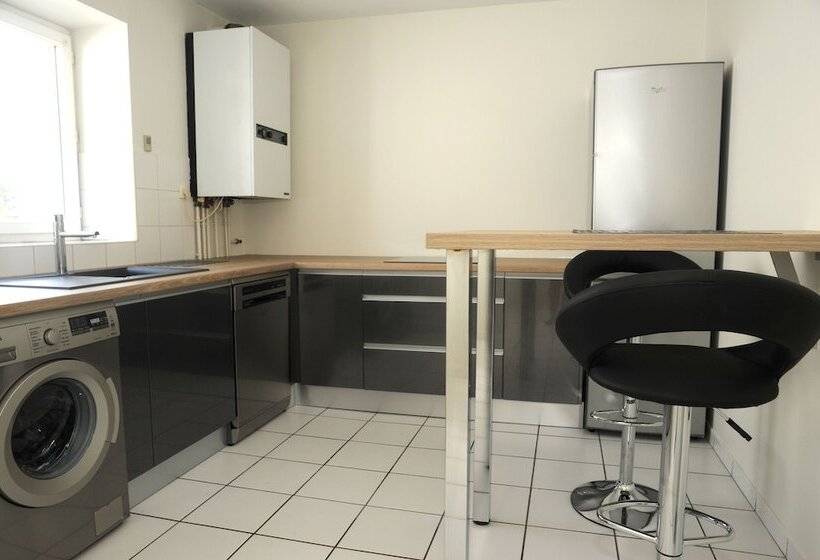 膳宿费 A La Suite Du Jardin De L Isle