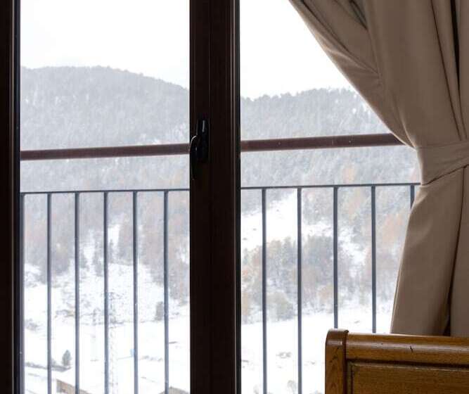 Apartaments Turístics Els Llacs