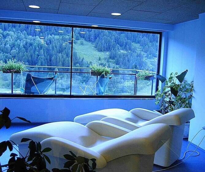 Apartaments Turístics Els Llacs