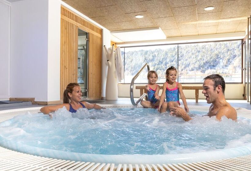 Apartaments Turístics Els Llacs