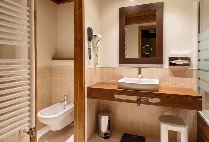 Apartaments Turístics Els Llacs