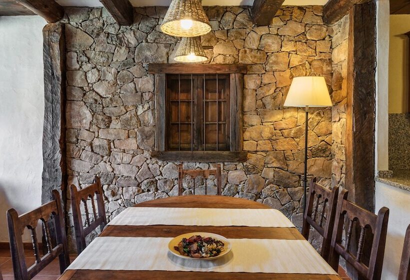 Apartaments Turístics Els Llacs