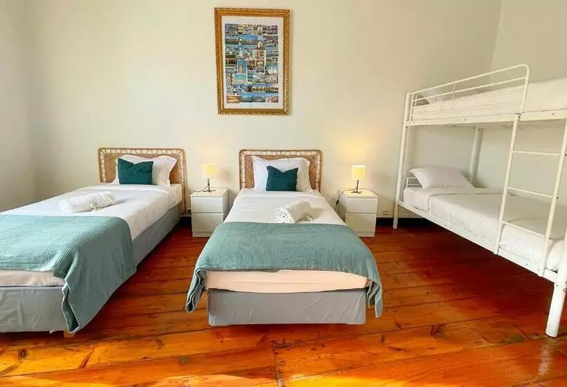 هتل Algarve Hostel