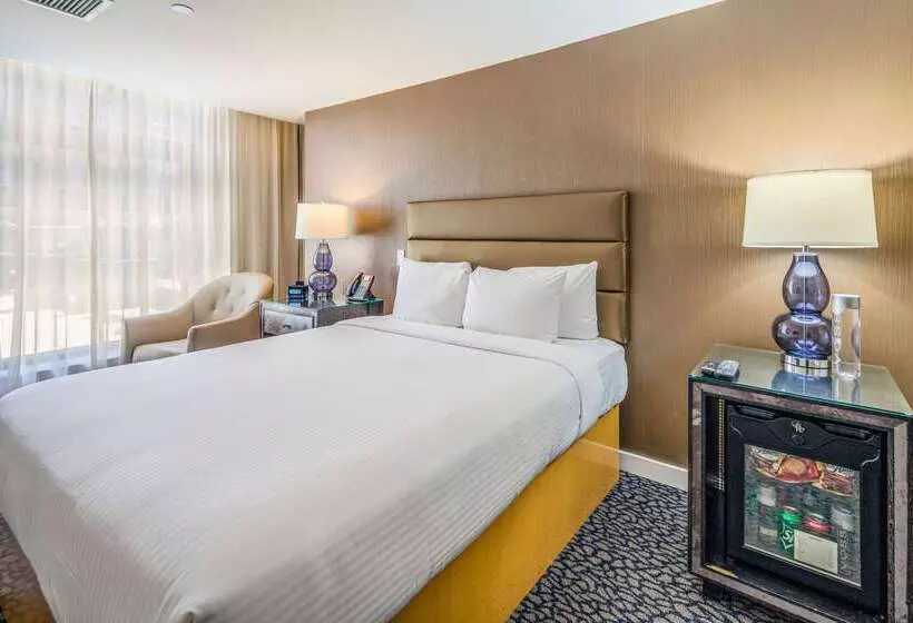 The Historic Blue Angel Hotel Lexington Ave, Ascend Hotel Collection