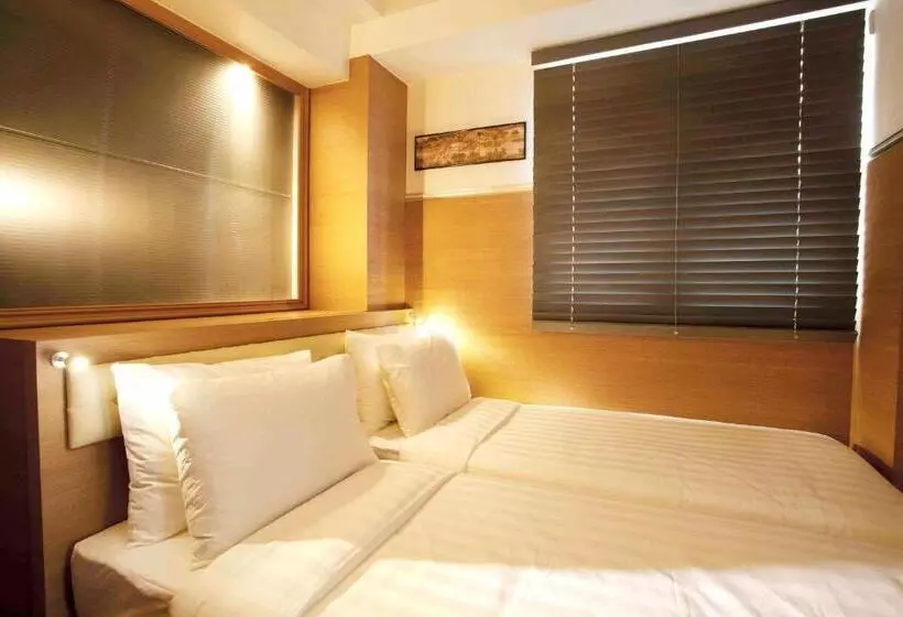 هتل Bluejay Residences